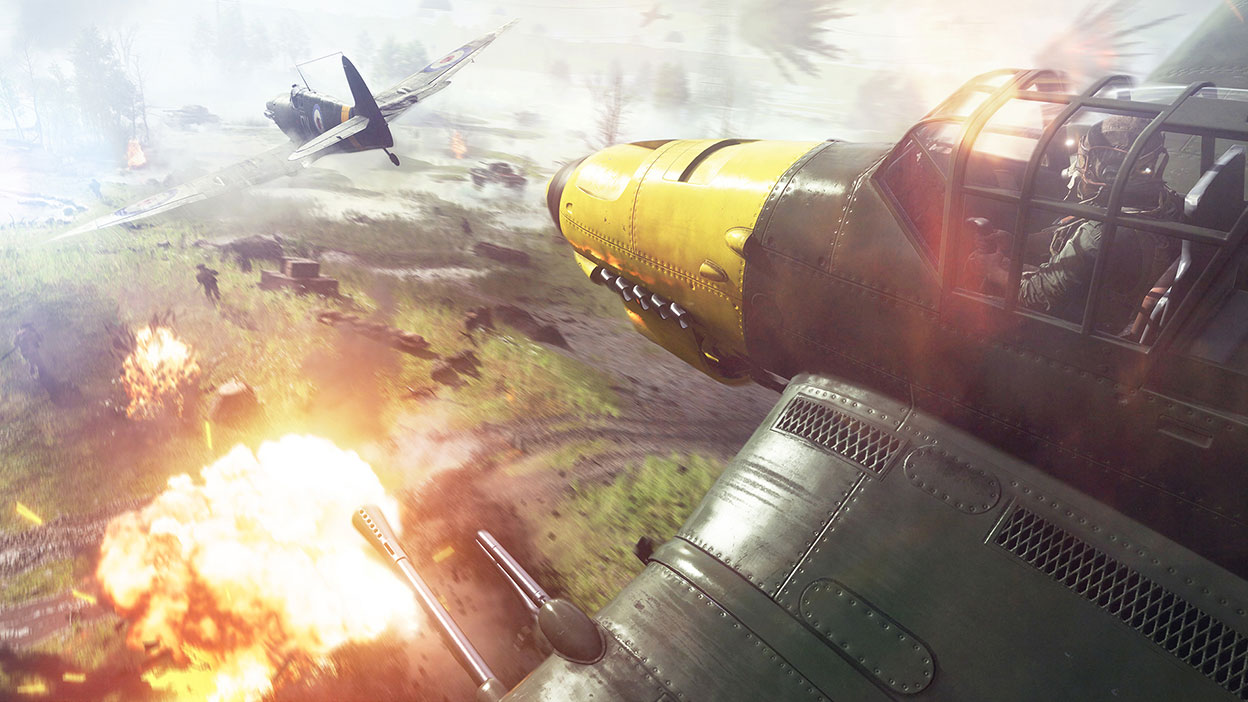 Een vijandelijk vliegtuig achtervolgt een Supermarine Spitfire terwijl beneden een gevecht woedt.