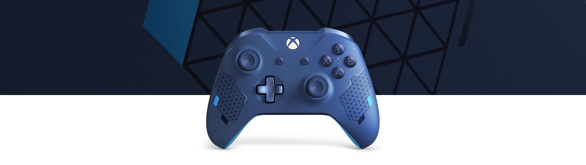 Xbox 无线控制器 - 动感蓝特别版正面图，动感蓝控制器表面纹理的特写镜头
