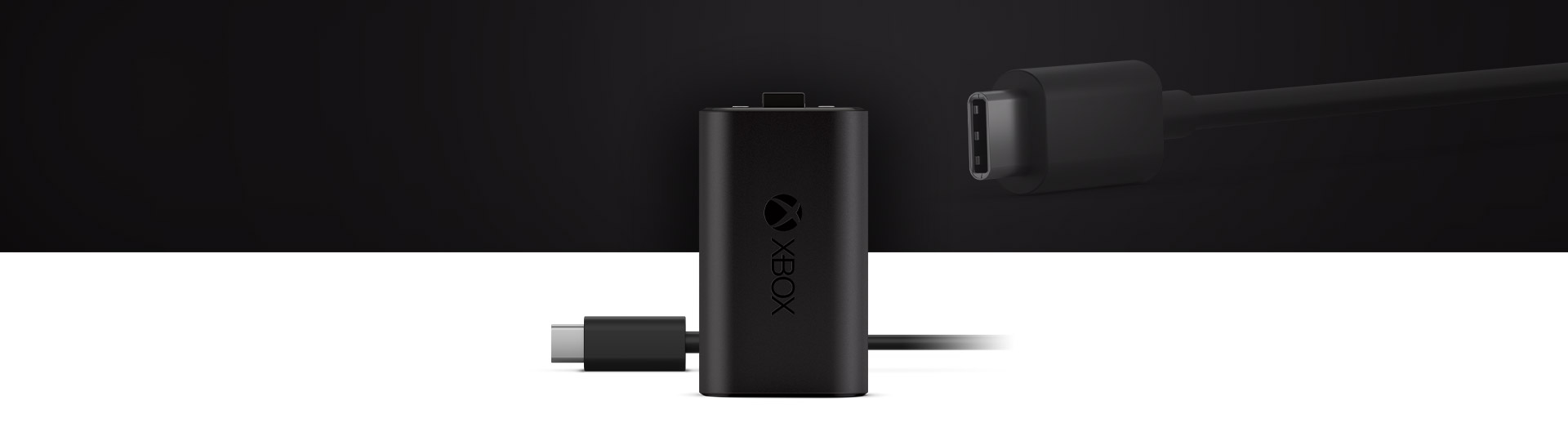 Xboxin ladattava akku ja USB-C®-kaapeli sekä lähikuva USB-C®-kaapelista