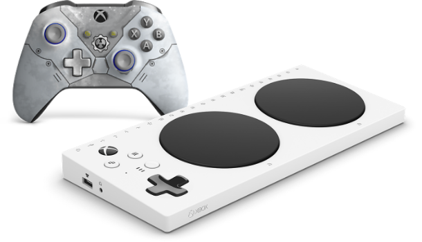 Kontroler adaptacyjny i kontroler bezprzewodowy Xbox w grze Gears 5