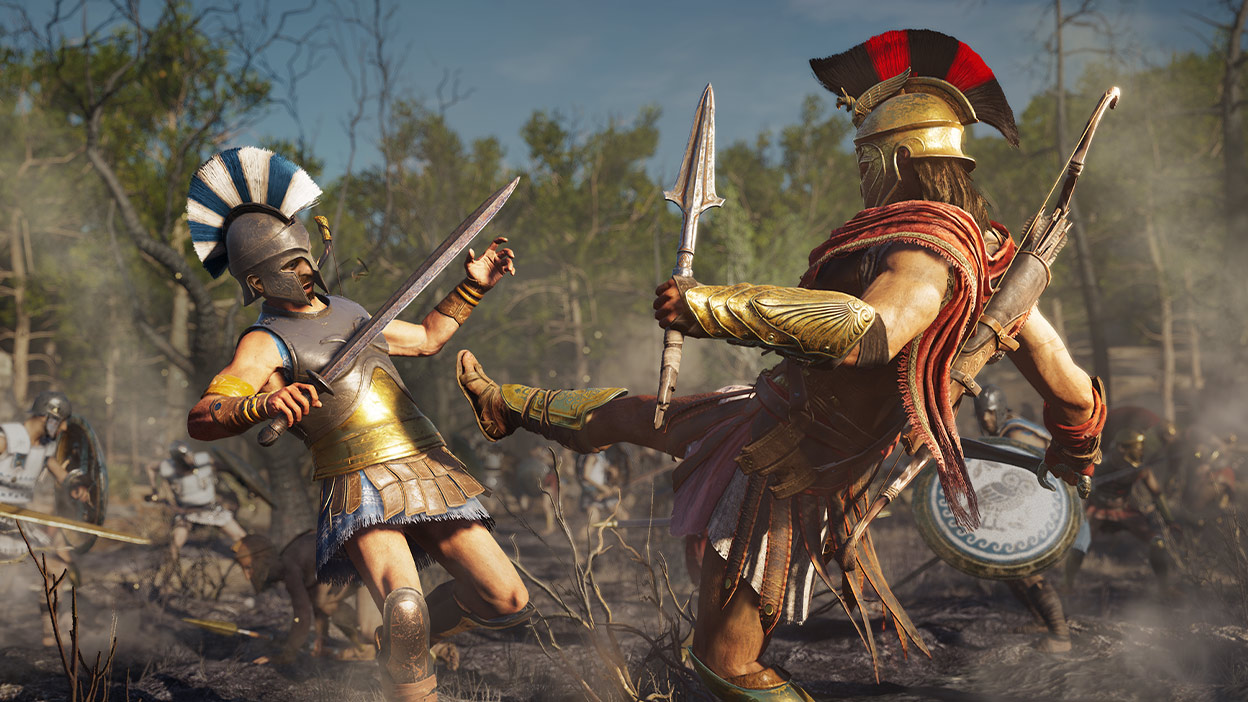 En græsk soldat sparker en anden soldat på en slagmark